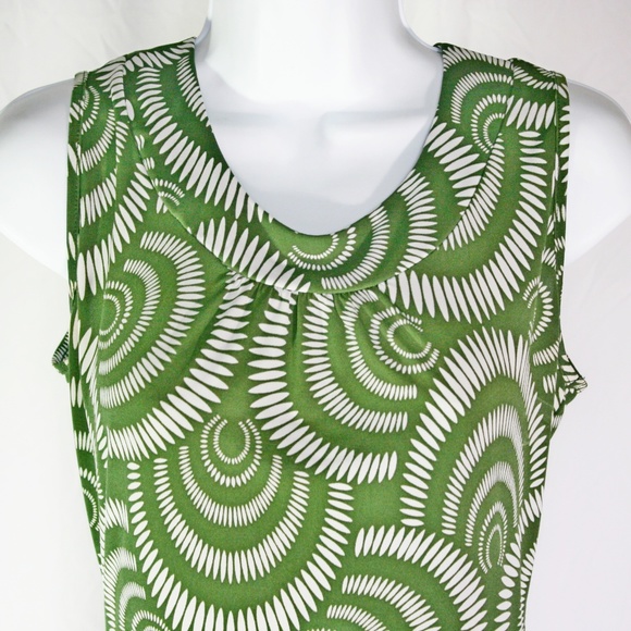 New York & Company Tops - New York & Company Stretch Blouse Dk Green Circles